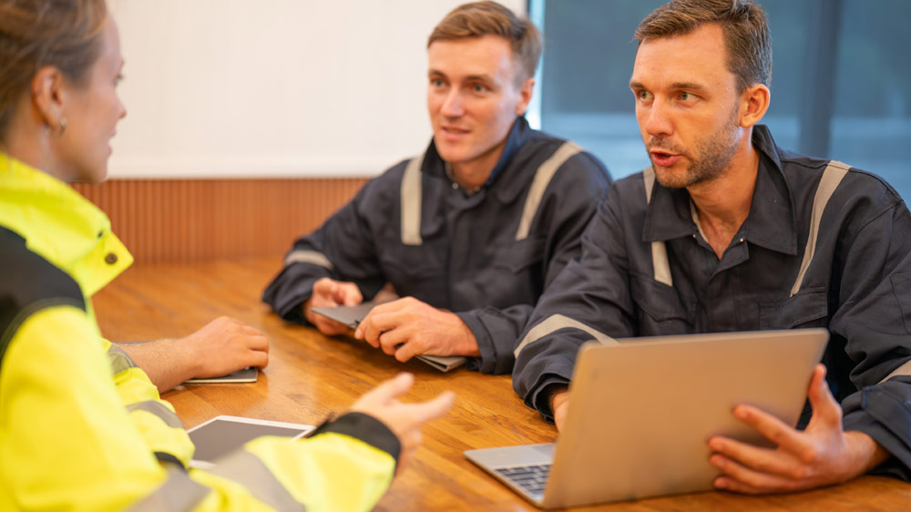 Emergency response team receiving a travelers panic alert and location during a crisis.